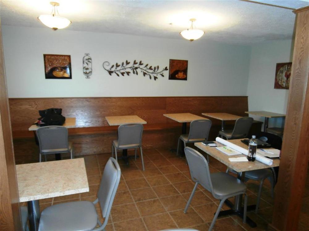 Cottonwood Inn And Conference Center South Sioux City Restoran gambar